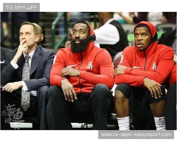 哈姆与波波维奇的对决 经验传承与未来发展之间的较量 哈姆与波波维奇的对决 经验传承与未来发展之间的较量