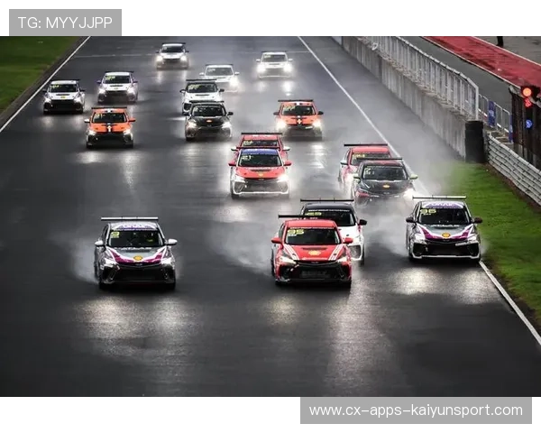 赛车燃油策略成功逆袭：智慧驾驭速度与效率的关键之战