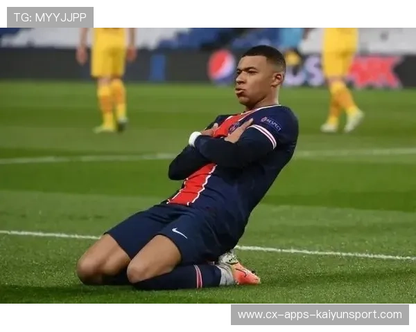 姆巴佩做鬼脸采访,记者笑到断片:足球场上的“搞怪”瞬间引爆网络